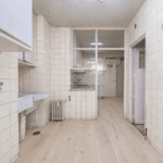 10 Suelo de roble claro en interior antiguo